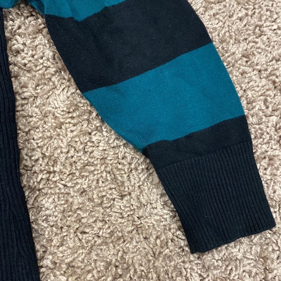 Style & Co. Dressy sweater- curved v-neck - Picture 3 of 4